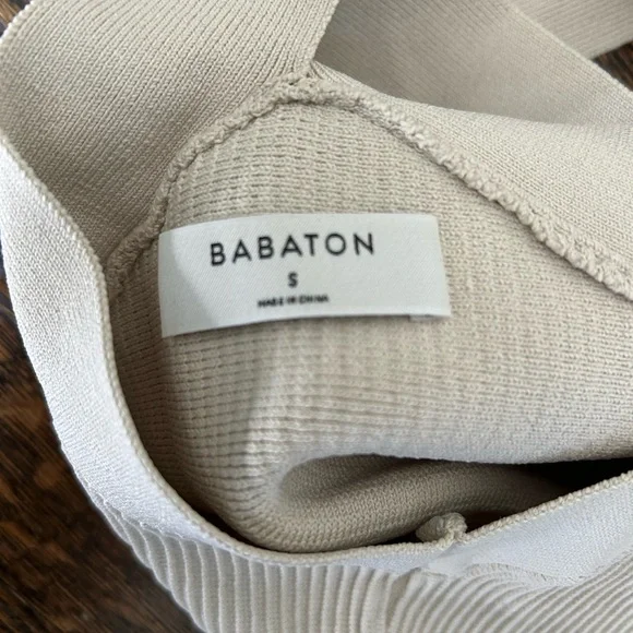 BABATON Sculpt Knit Criss Cross Cropped Tank Top Beige - Picture 5 of 5